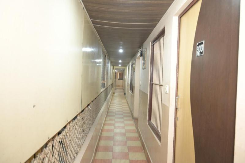 Hotel The Garden Inn Varanasi Exterior photo